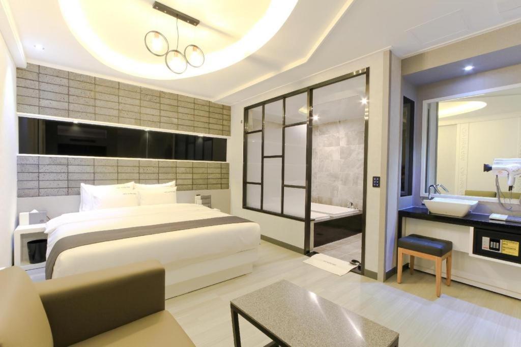 City Hotel G&G Busan Extérieur photo